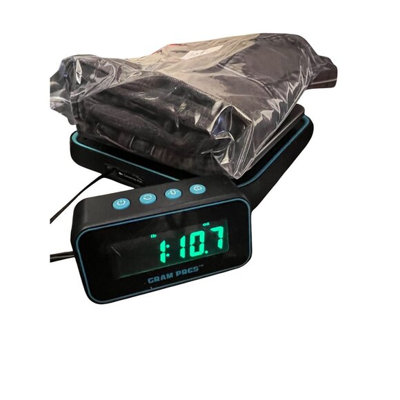 Bullhead Denim Dillon Men's 31Wx32L Skinny Fit Jeans Black Cotton Spandex Blend - Picture 16 of 16